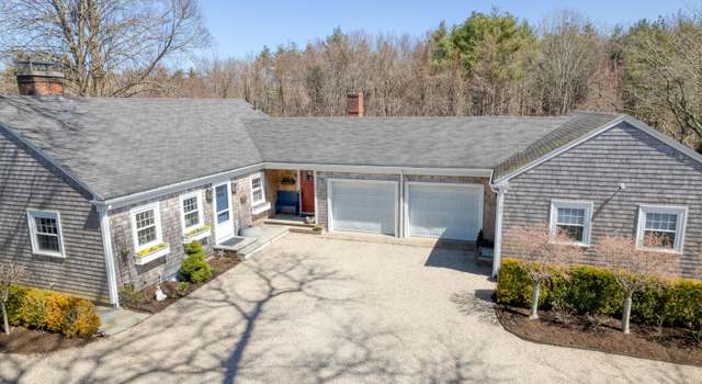 Photo of 72-74 North St, Mattapoisett, MA 02739
