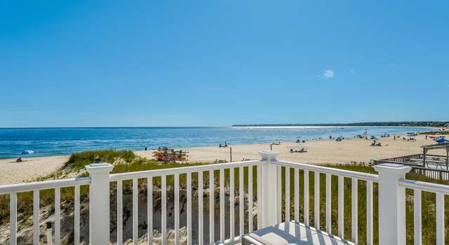 Photo of 879 Craigville Beach Rd, Centerville, MA 02632