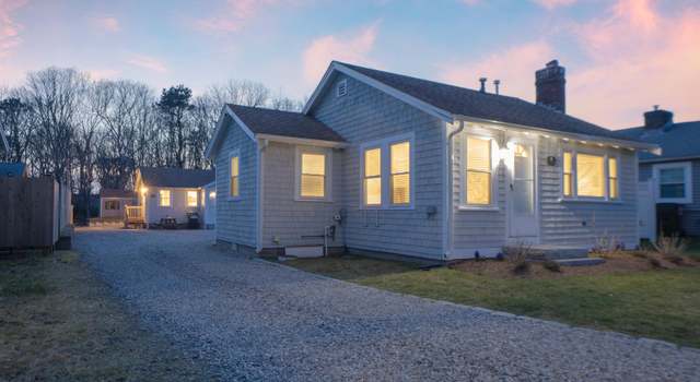Property at 121 Seaview Ave Unit A & B, South Yarmouth, MA 02664, 4 beds, 2 baths