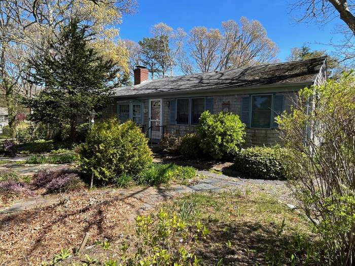 35 Graces Way, South Dennis, MA 02660