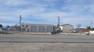 2909 2909 Sierra Sierra Hwy, Rosamond, CA 93560