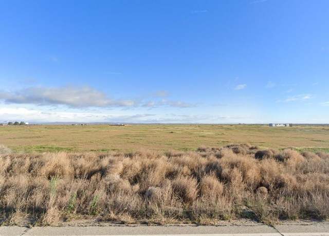 Property at 102nd St. East And Avenue H, Lancaster, CA 93535