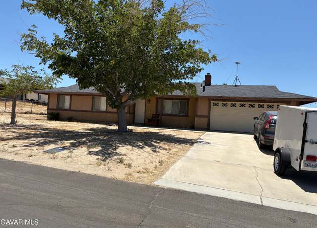 Property at 17306 Lakespring Ave Ave, Palmdale, CA 93591, 3 beds, 2 baths