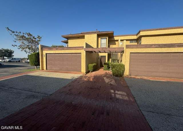 Property at 42821 W 15th St Unit 1, Lancaster, CA 93534, 3 beds, 2 baths