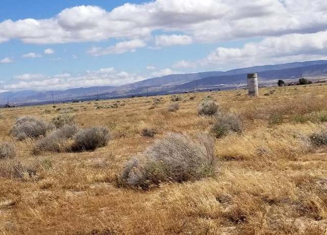 Property at W Avenue F8, Lancaster, CA 93536