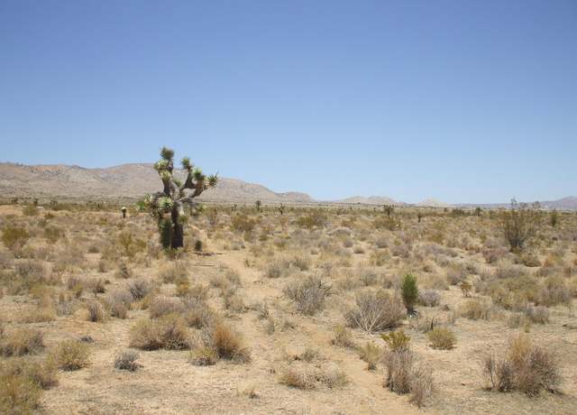 Property at 120 NW Trotter St St, Rosamond, CA 93560