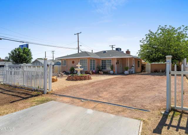 Property at 44344 Elm Ave, Lancaster, CA 93534, 3 beds, 2 baths