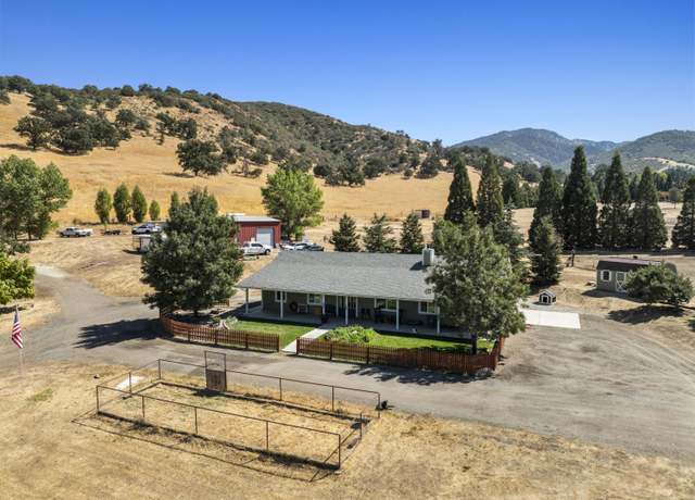 Property at 18576 Arosa Rd, Tehachapi, CA 93561, 5 beds, 4 baths