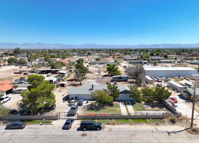 Property at 3322 E Ave H, Lancaster, CA 93535, 6 beds, 3 baths