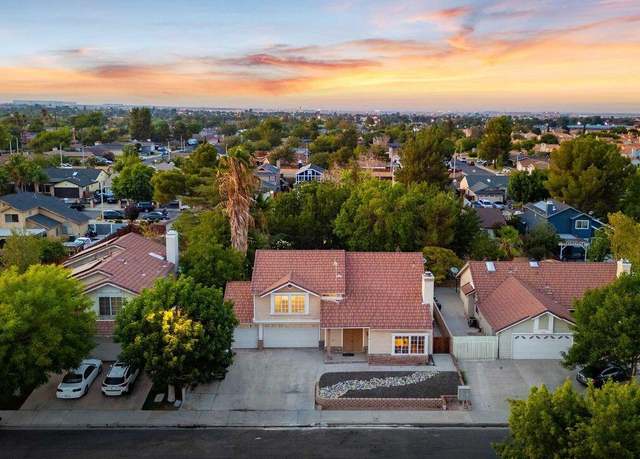 Property at 2037 E Ave R 10, Palmdale, CA 93550, 4 beds, 3 baths