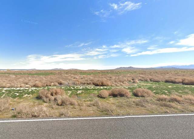 Property at E 100th St St E, Lancaster, CA 93535