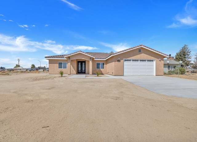 Property at 2929 W 28th St, Rosamond, CA 93560, 4 beds, 3 baths