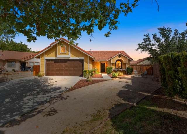 Property at 1154 E Angela Ct, Lancaster, CA 93535, 3 beds, 2 baths