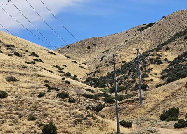 Property at Vic 31 Stw Shannon Unit R, Acton, CA 93510