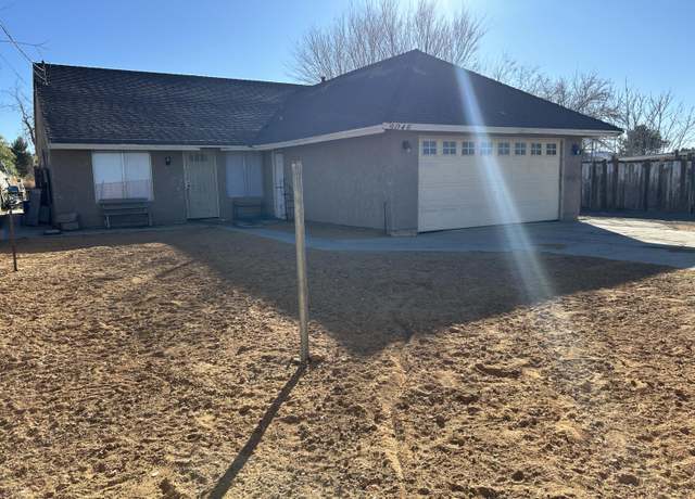 Property at 9046 E Avenue T, Littlerock, CA 93543, 3 beds, 2 baths
