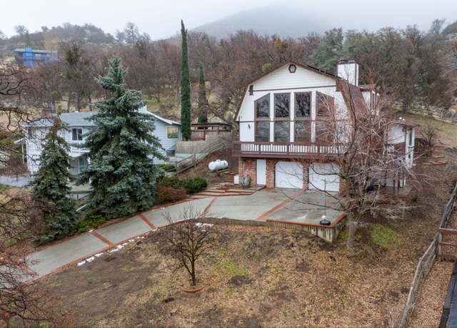 Property at 18249 Alps Dr, Tehachapi, CA 93561, 3 beds, 2 baths