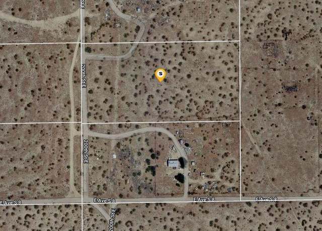 Property at 200 Ste Vic Ave S8, Palmdale, CA 93591