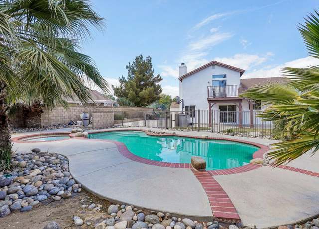 Property at 4644 Starstone Ct, Palmdale, CA 93551, 4 beds, 3 baths