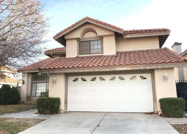 Property at 3112 Caminito Ln, Palmdale, CA 93550, 4 beds, 3.5 baths