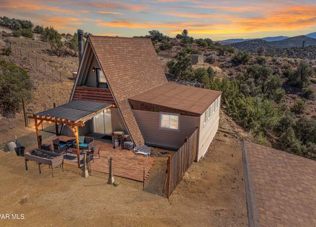 Property at 25008 Sunview Dr, Tehachapi, CA 93561, 2 beds, 1 bath