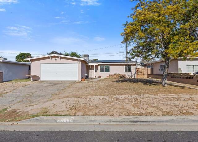 Property at 44008 E 3rd St, Lancaster, CA 93535, 3 beds, 1 bath