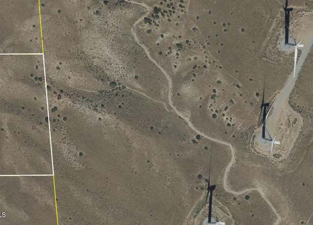 Property at Sec 33 Twn 12 Rng 13 Blvd, Tehachapi, CA 93561