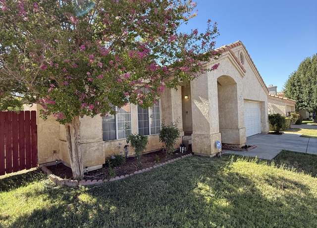 Property at 37727 Harvey St, Palmdale, CA 93550, 4 beds, 3 baths
