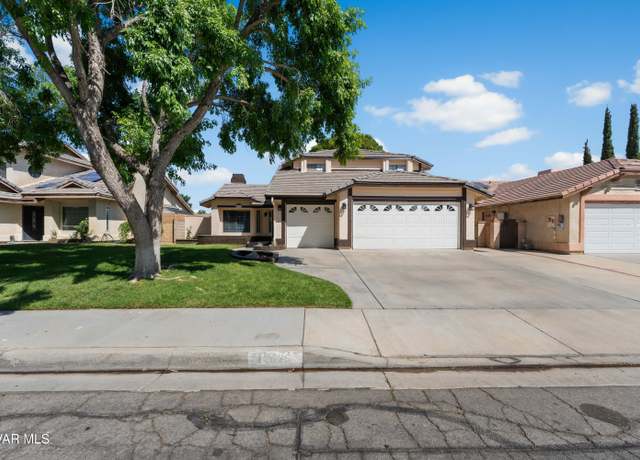Property at 42825 Lemonwood Dr, Lancaster, CA 93536, 4 beds, 3 baths