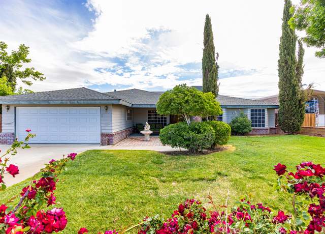 Property at 21840 Conklin Blvd, California City, CA 93505, 4 beds, 2 baths