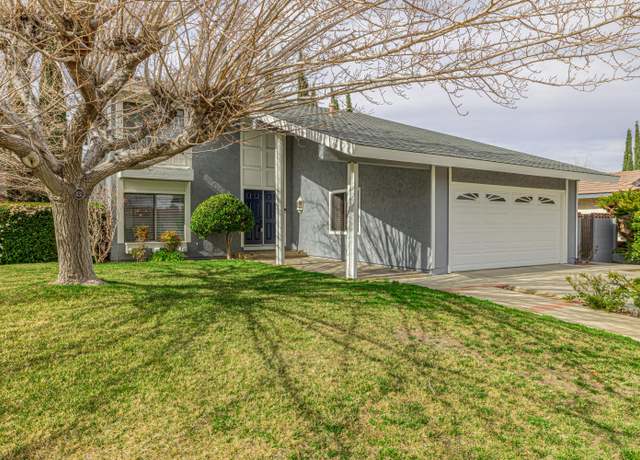 Property at 431 Fantasy St, Palmdale, CA 93551, 4 beds, 2.5 baths