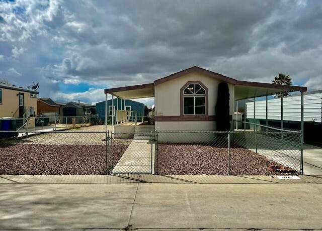 Property at 45465 E 25th St Spc 109, Lancaster, CA 93535, 2 beds, 1 bath