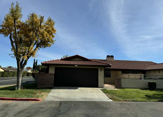 Property at 43748 Mona St, Lancaster, CA 93535, 3 beds, 2 baths