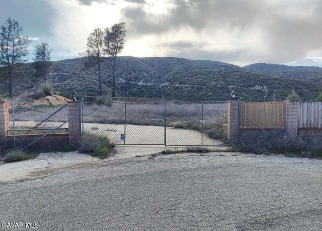 Property at 18152 Newview Dr, Lake Hughes, CA 93532