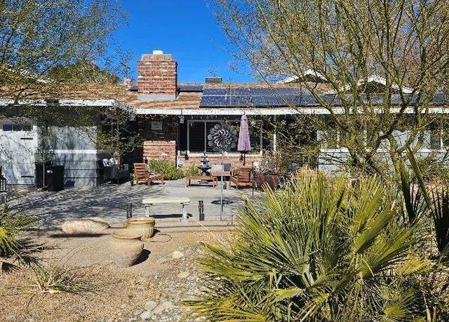 Property at 1283 W Lancaster Blvd, Lancaster, CA 93534, 3 beds, 2 baths