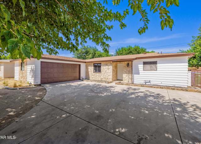 Property at 43729 Fig Ave, Lancaster, CA 93534, 5 beds, 3 baths