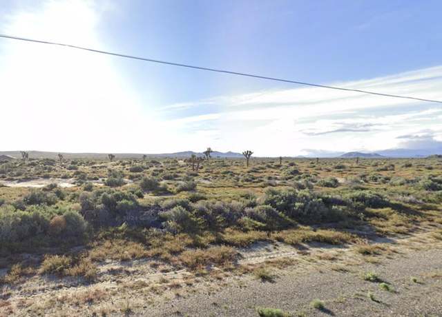 Property at 120 E Avenue F8 Unit Vic, Lancaster, CA 93535