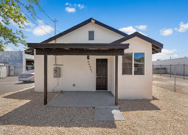 Property at 44441 Sierra Hwy, Lancaster, CA 93534, 2 beds, 1 bath