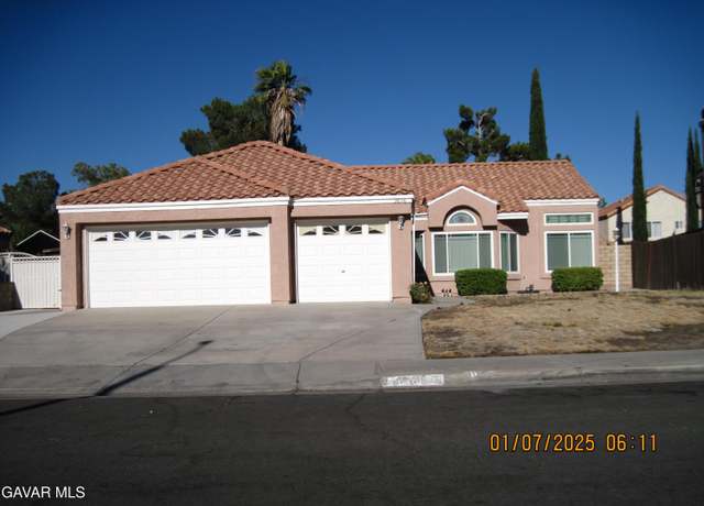Property at 38116 Lido Dr, Palmdale, CA 93552, 3 beds, 2 baths