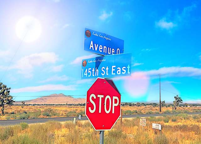 Property at 145 Ste Vic Avenue 06 Ste, Palmdale, CA 93591
