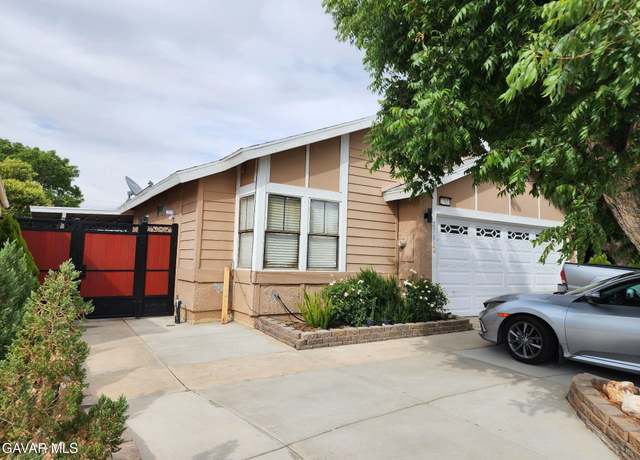 Property at 2701 Juniper Dr, Palmdale, CA 93550, 3 beds, 2 baths