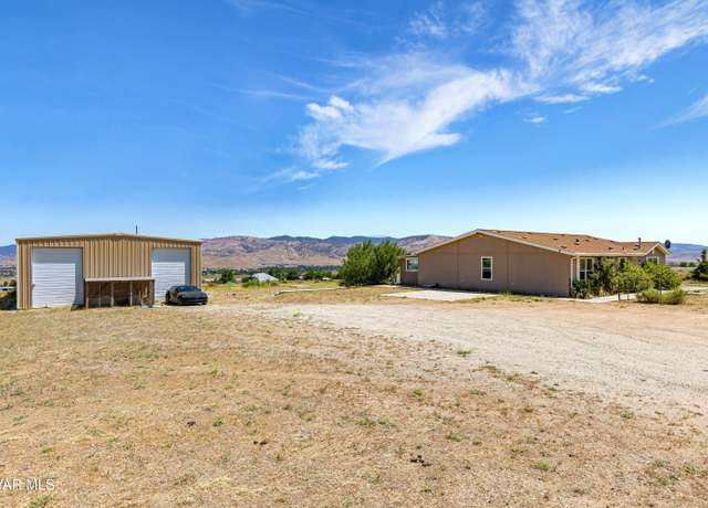 Property at 18909 Cheyenne Ave, Tehachapi, CA 93561, 3 beds, 2 baths
