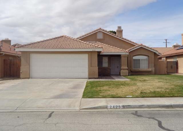 Property at 2425 Dixie St, Rosamond, CA 93560, 3 beds, 2 baths
