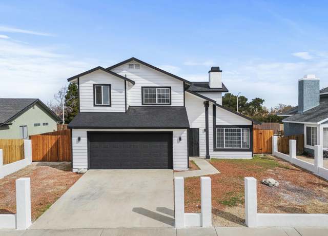 Property at 4821 Katrina Pl, Palmdale, CA 93552, 4 beds, 2.5 baths