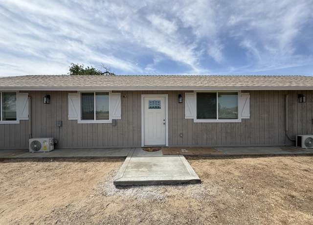 Property at 2202 E Lancaster Blvd, Lancaster, CA 93535, 5 beds, 3 baths