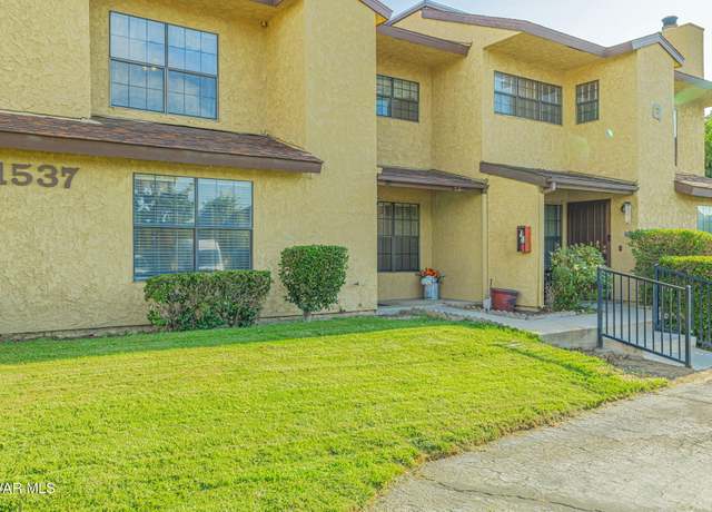 Property at 1537 W Ave L Unit 2, Lancaster, CA 93534, 2 beds, 2.5 baths