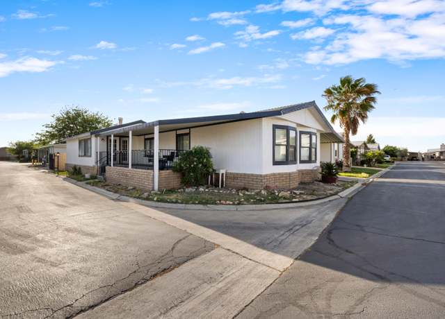 Property at 2121 E I Ave #47, Lancaster, CA 93535, 4 beds, 2 baths