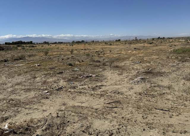 Property at Vic Avenue G12 8 Ste, Lancaster, CA 93535