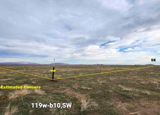 Property at 11800 W Avenue B-10, Lancaster, CA 93536