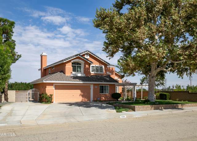 Property at 42016 Quail Creek Dr, Lancaster, CA 93536, 4 beds, 2.5 baths