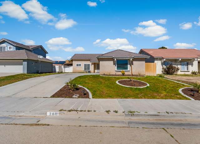 Property at 2611 Summerchase Ave, Rosamond, CA 93560, 3 beds, 2 baths